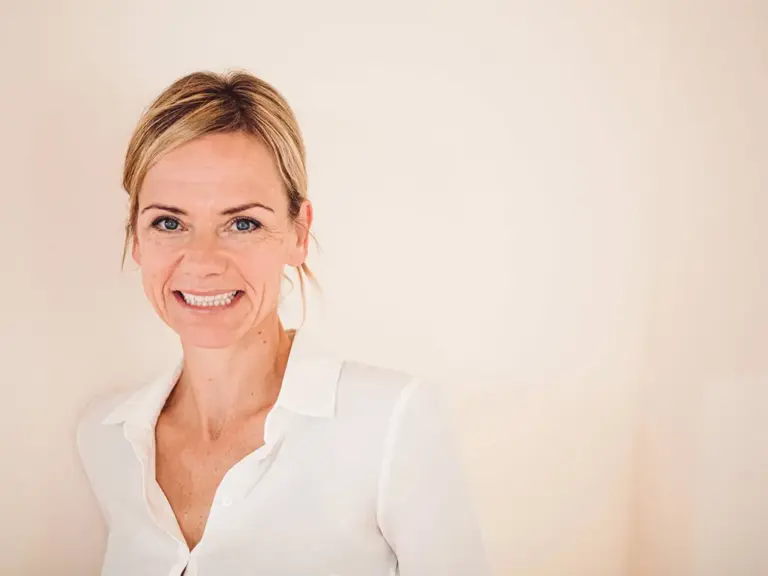 Heike Wagner, Physiotherapeutin, Yogalehrerin und Inhaberin der Praxis